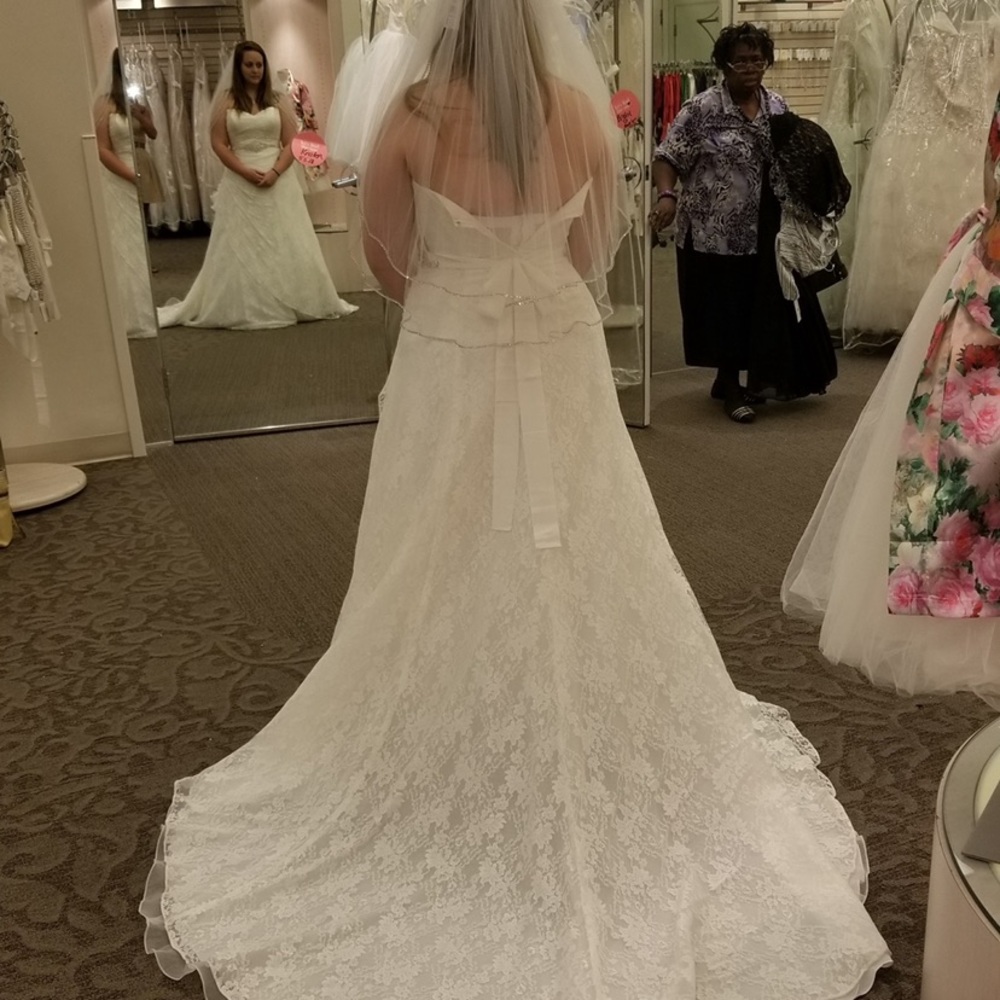 Wedding dress